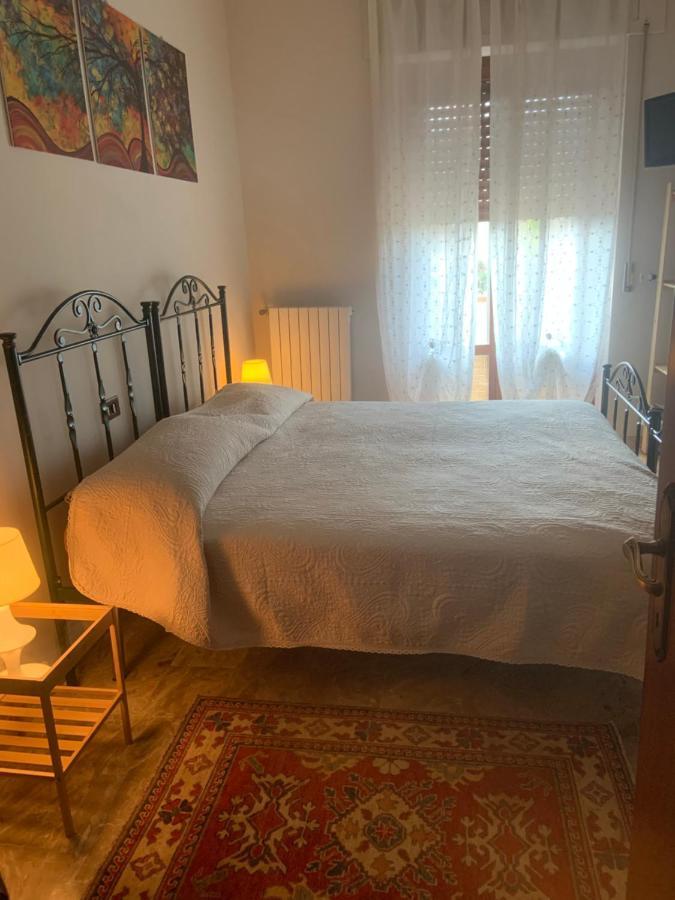 Il Girasole Bed & Breakfast Basciano Luaran gambar