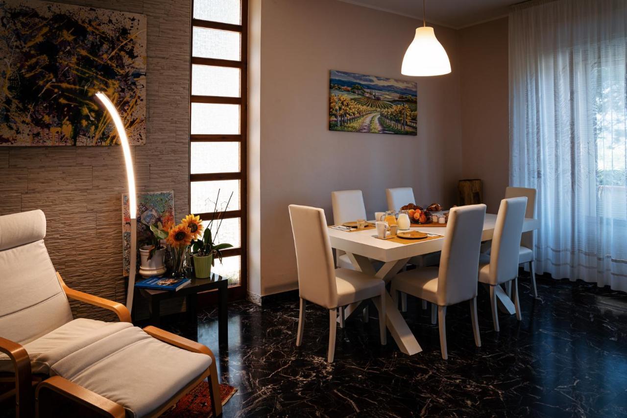 Il Girasole Bed & Breakfast Basciano Luaran gambar