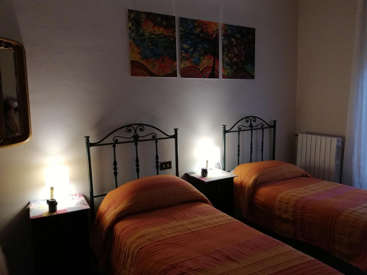 Il Girasole Bed & Breakfast Basciano Luaran gambar
