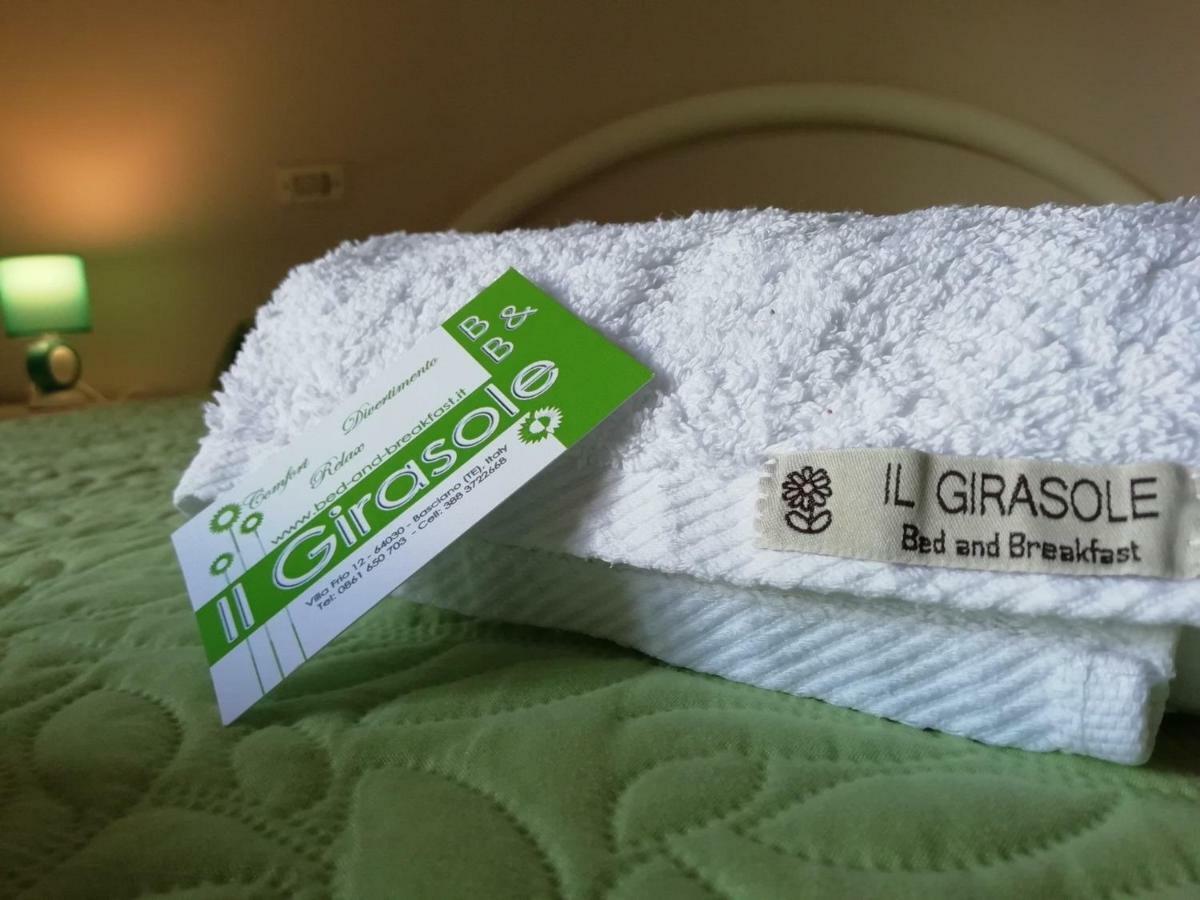 Il Girasole Bed & Breakfast Basciano Luaran gambar