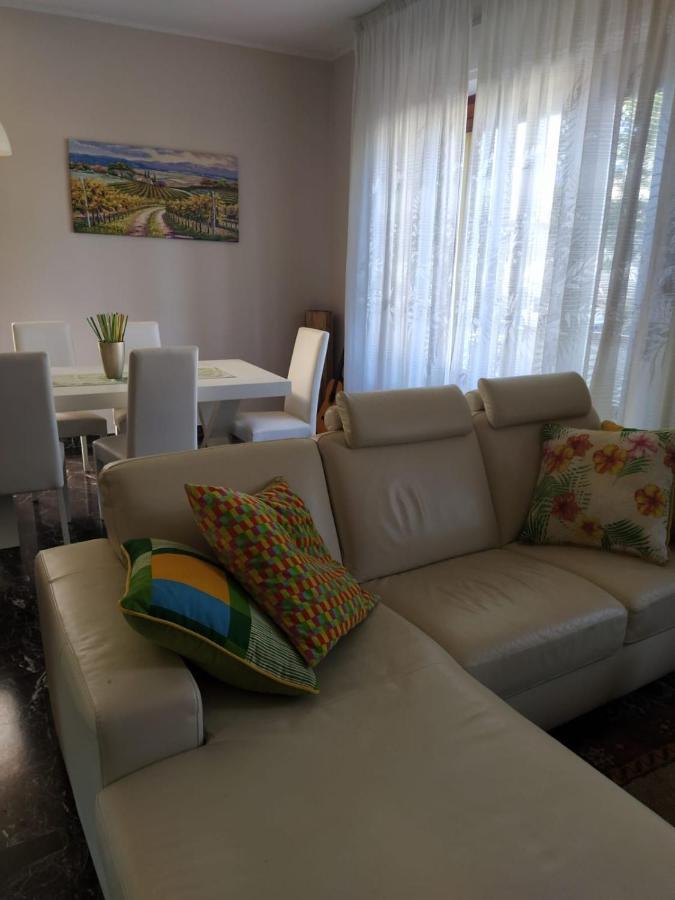 Il Girasole Bed & Breakfast Basciano Luaran gambar